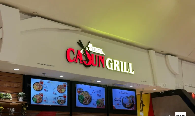 KELLY’S CAJUN GRILL signage by Metroplus