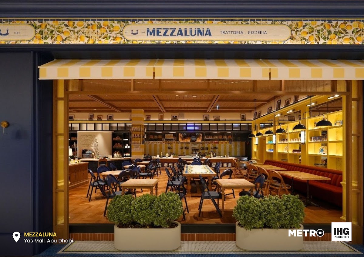 Illuminated Fascia with Decorative Plate-Wall Window Display - Metroplus detail view