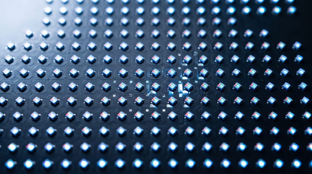COB vs SMD LED Displays: A Technical Comparison