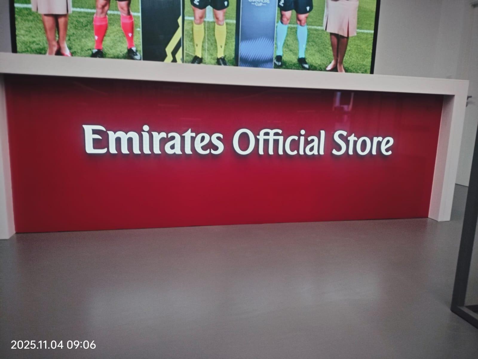 Emirates Official Store – Airport Retail Signage – Dubai International Airport – Retail Concourse - Metroplus signage project