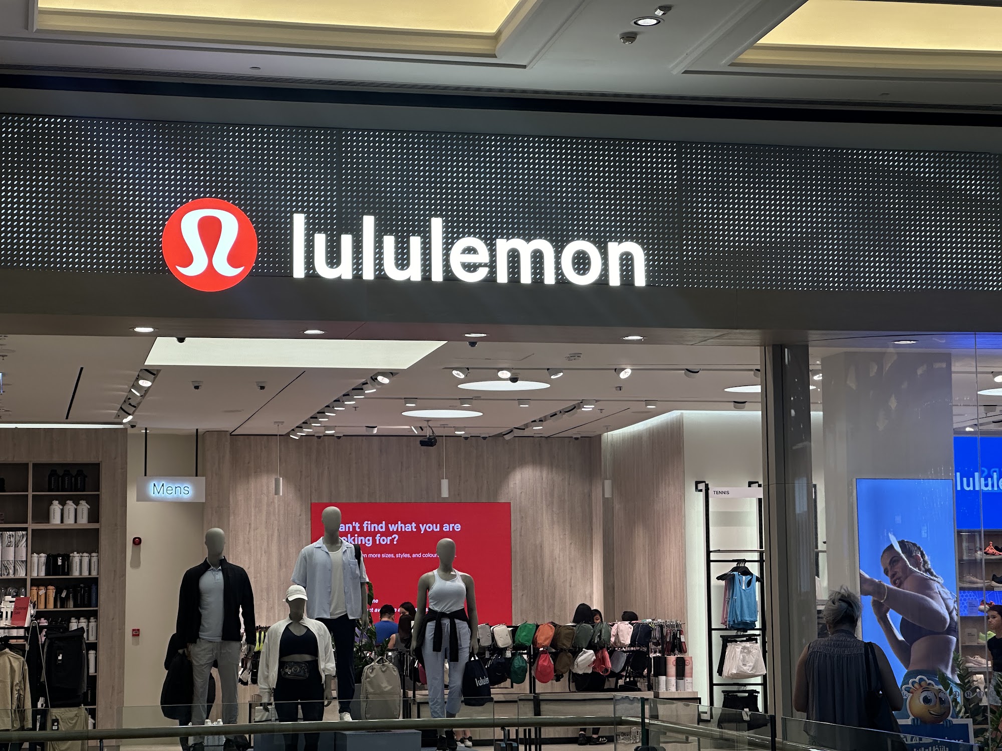 Lululemon, Mall of the Emirates - Project Photo 5