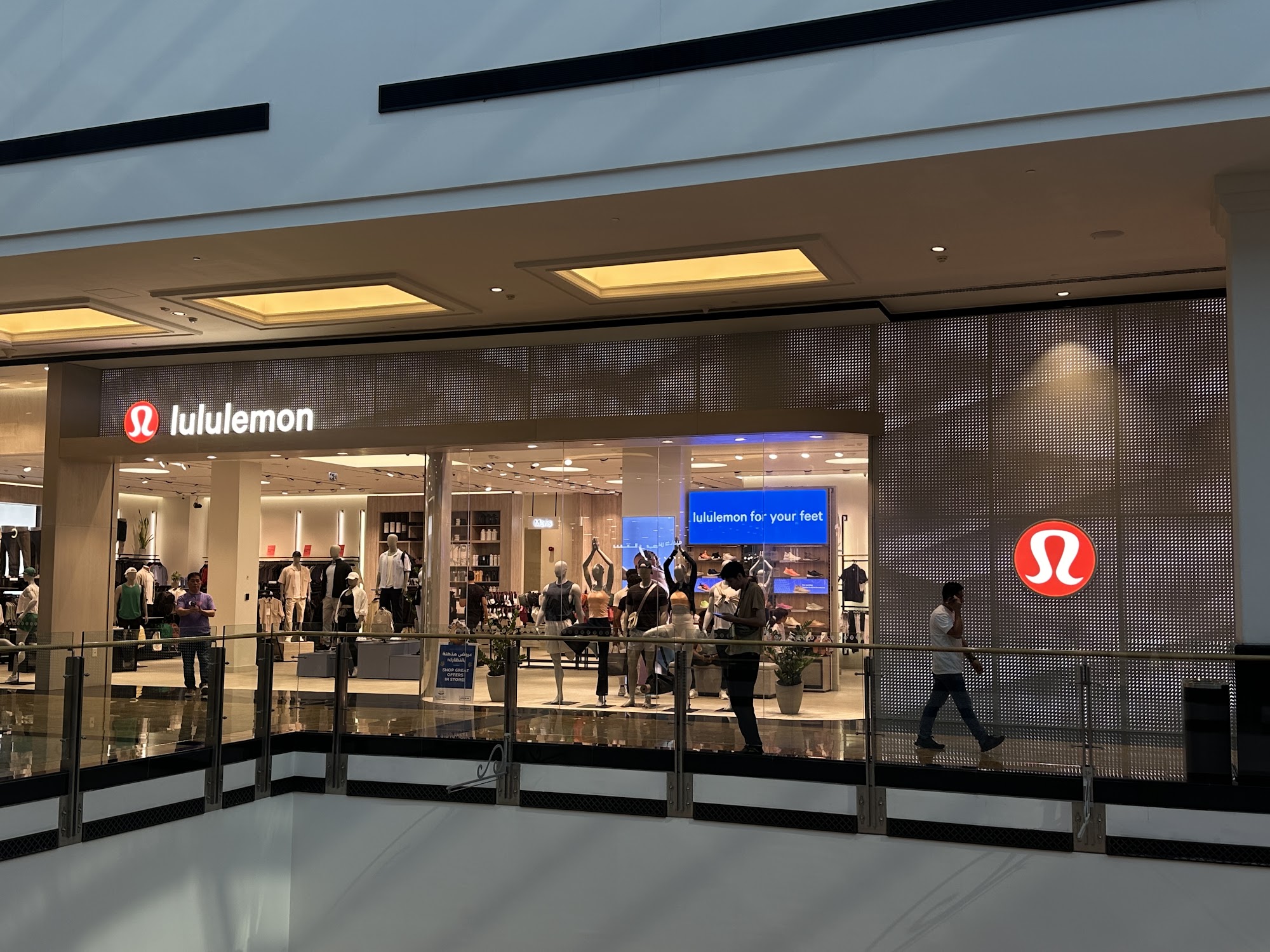 Lululemon, Mall of the Emirates - Project Photo 6
