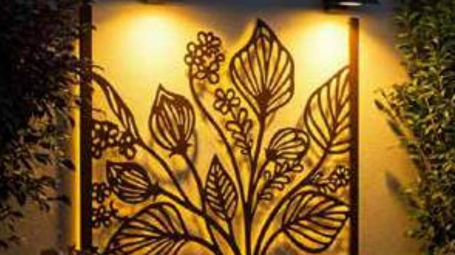 Artistic Neon Light Art in Dubai