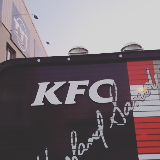 KFC Food Truck - Metroplus