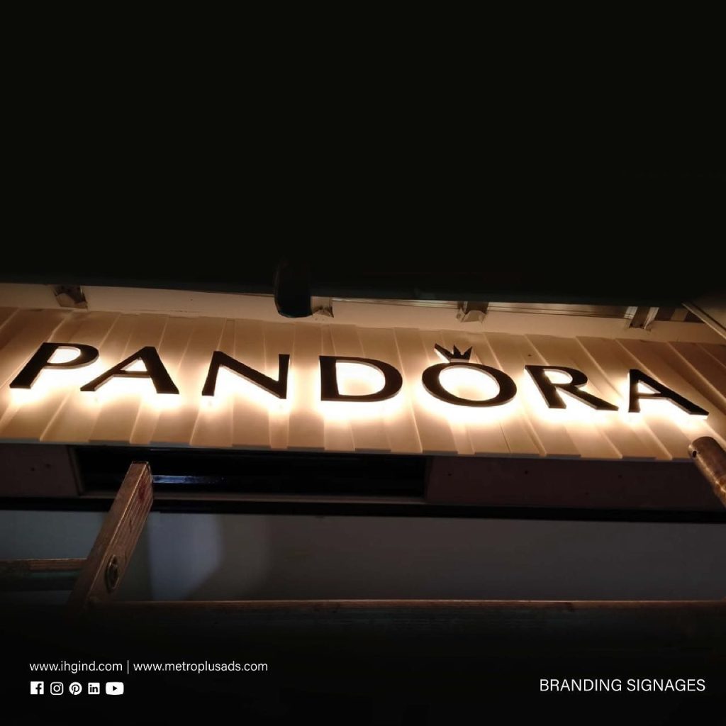 Pandora, Al Wahda Mall