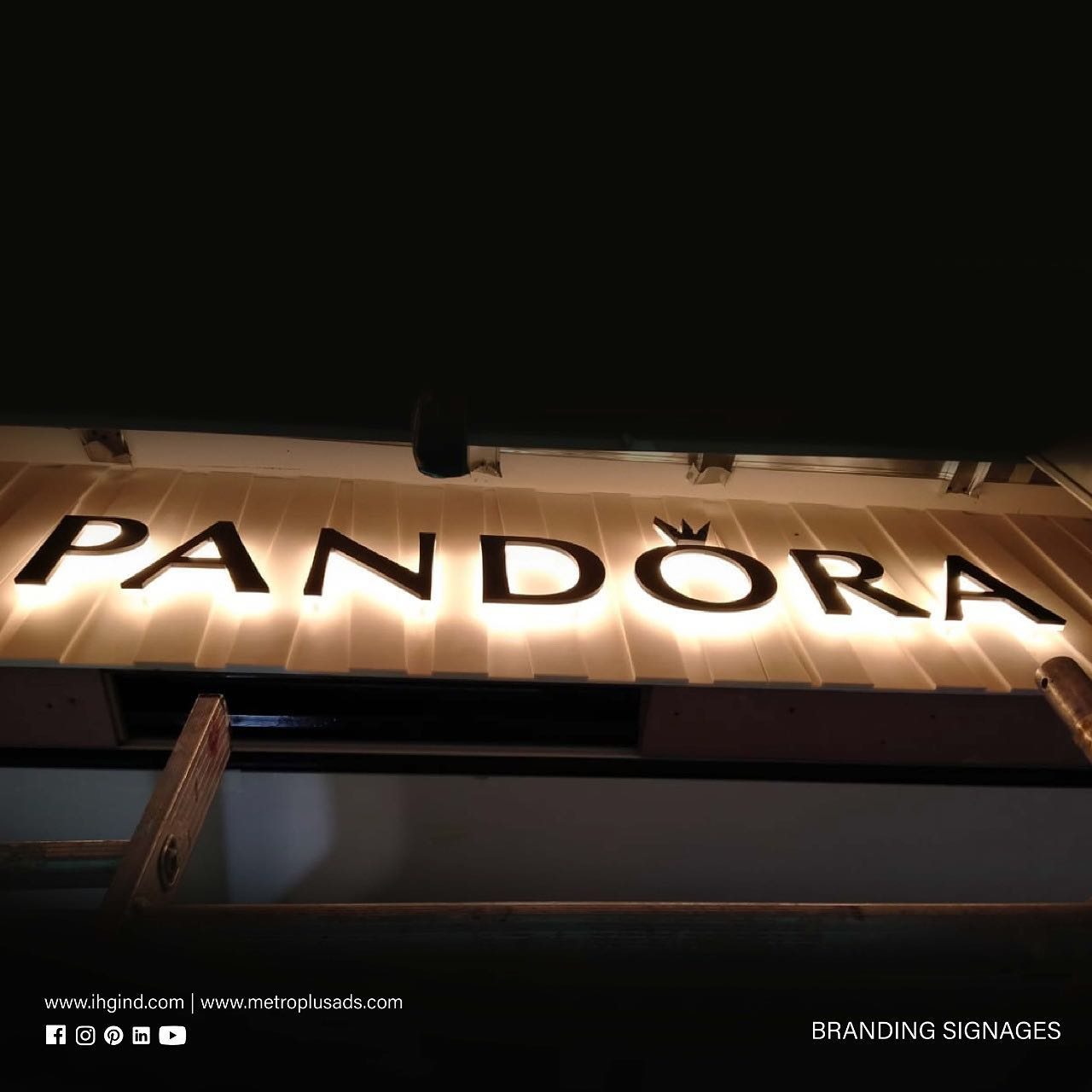 Pandora, Al Wahda Mall – Al Wahda Mall, Abu Dhabi - Metroplus signage project
