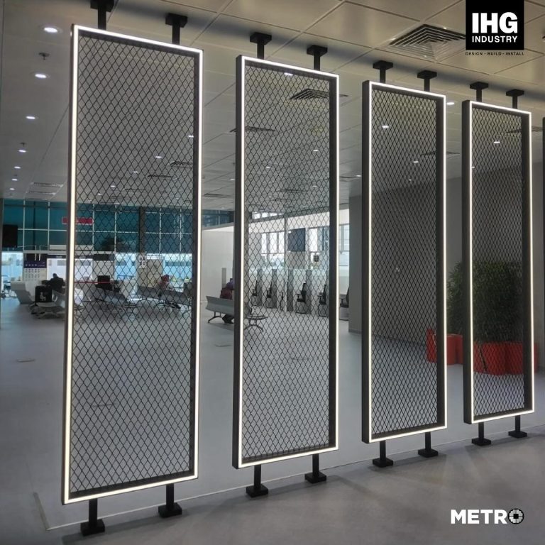 Quick Reg, Dubai Industrial City signage by Metroplus