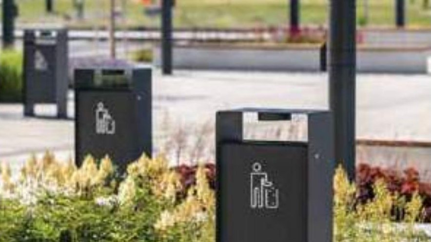 Street Furniture: Trash Bins & Bicycle Racks in Dubai